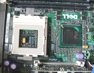 IBM顯示器拆機配件優惠出售，主機及內存僅260元